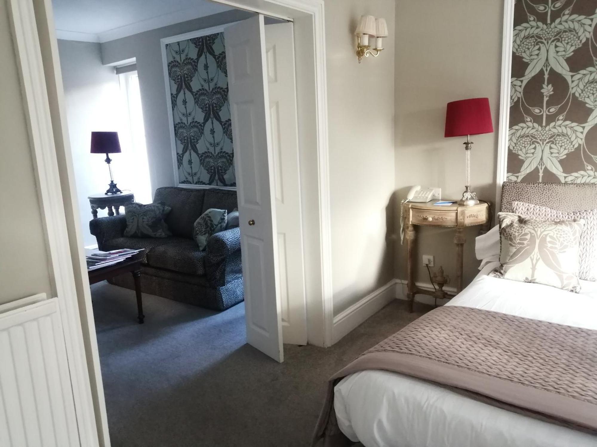The Lake Country House Hotel & Spa Llangammarch Wells Екстериор снимка