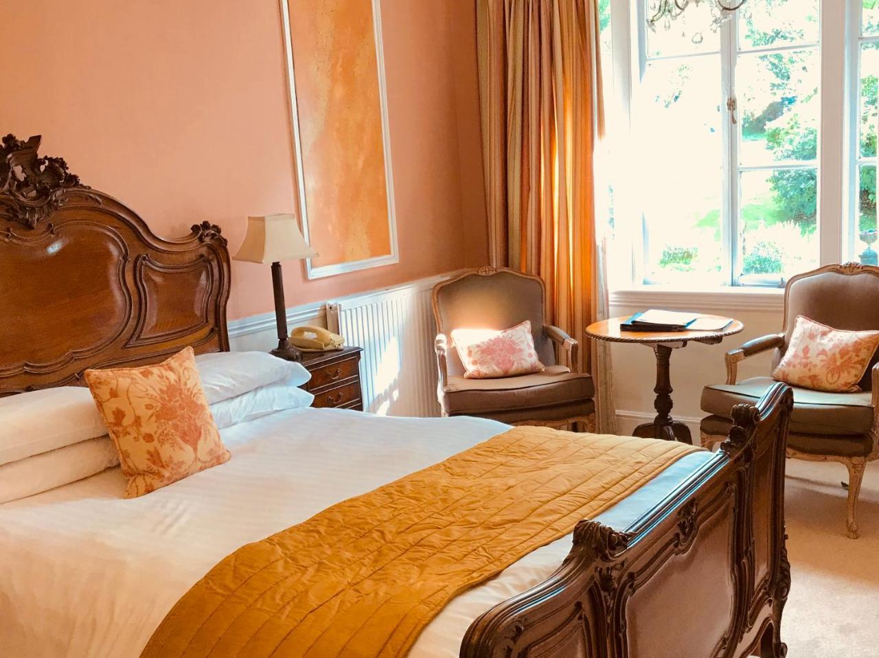 The Lake Country House Hotel & Spa Llangammarch Wells Екстериор снимка