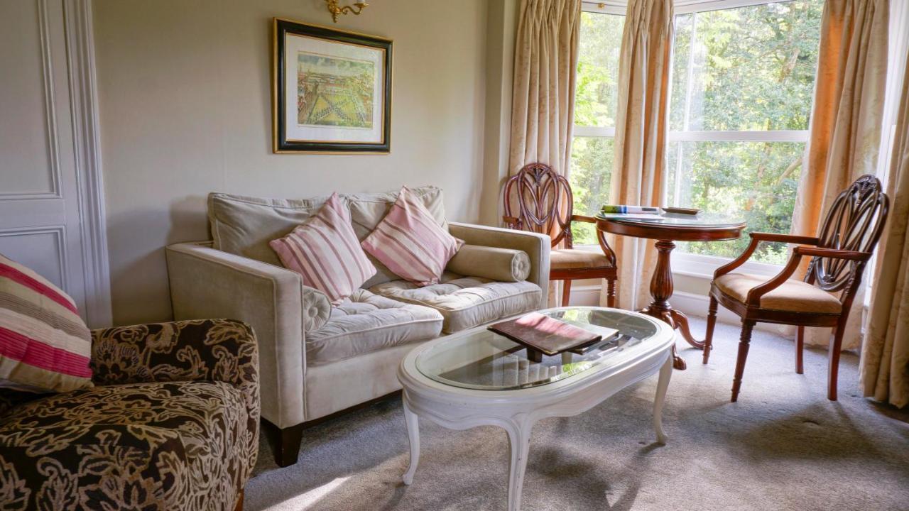 The Lake Country House Hotel & Spa Llangammarch Wells Екстериор снимка
